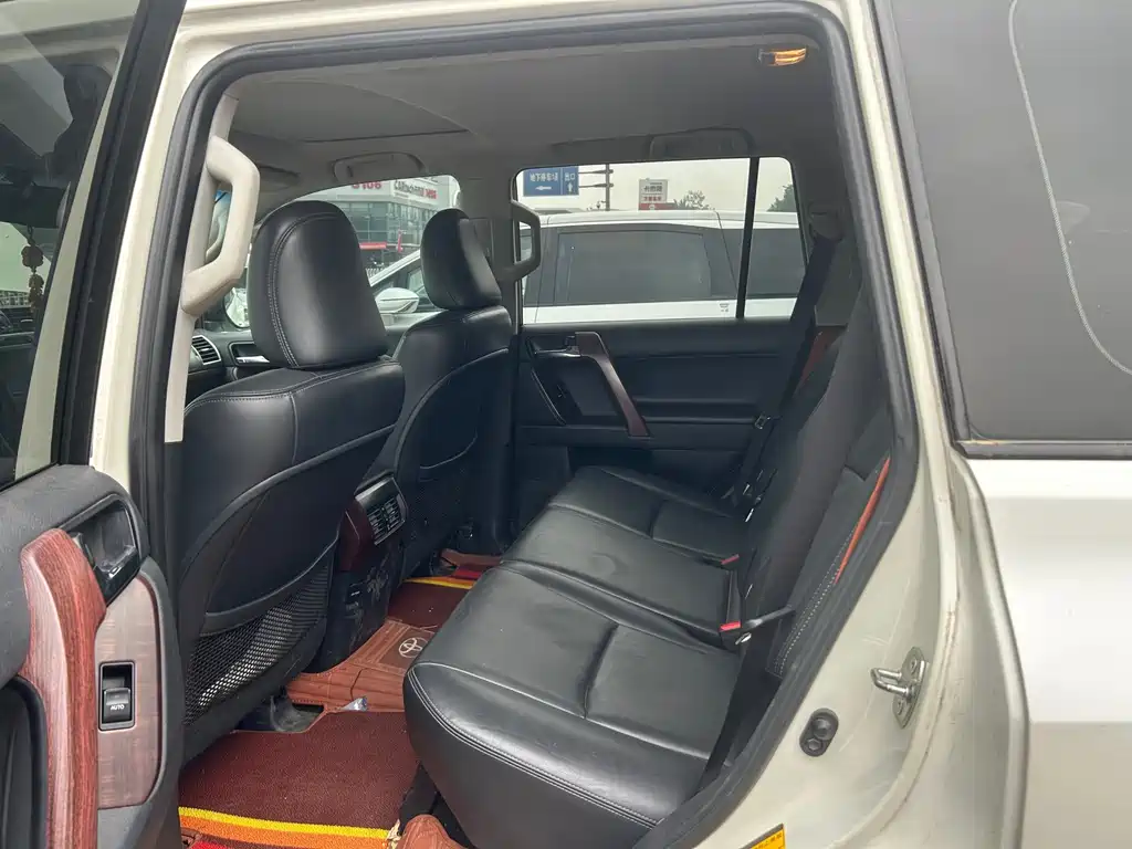 Toyota Land Cruiser Prado 2016 3.5L AT TX-L