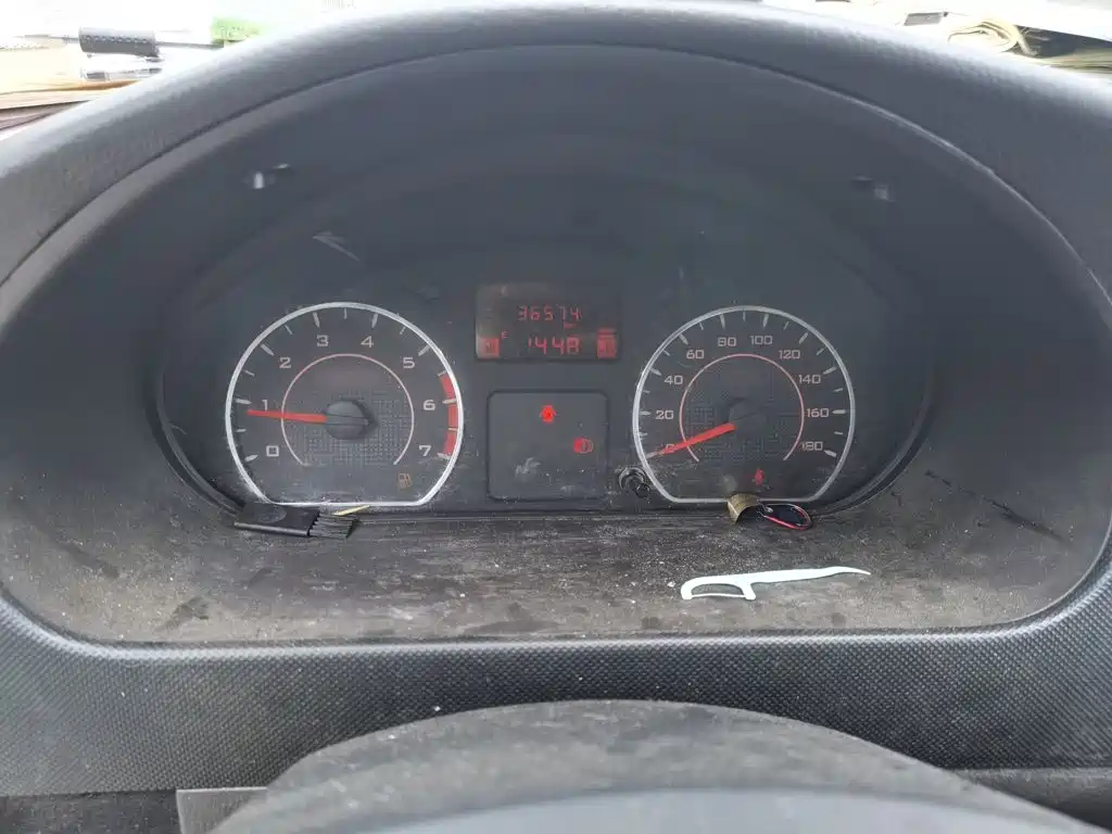 Wuling Rongguang S — миниатюра 4