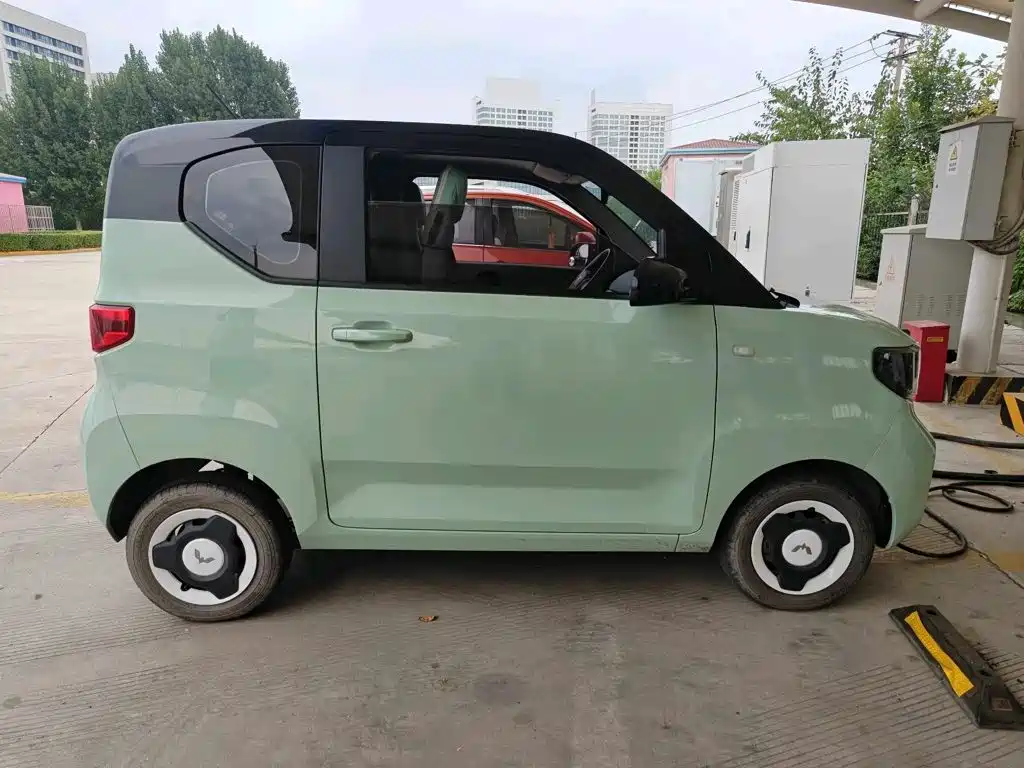 Wuling MINIEV — миниатюра 8