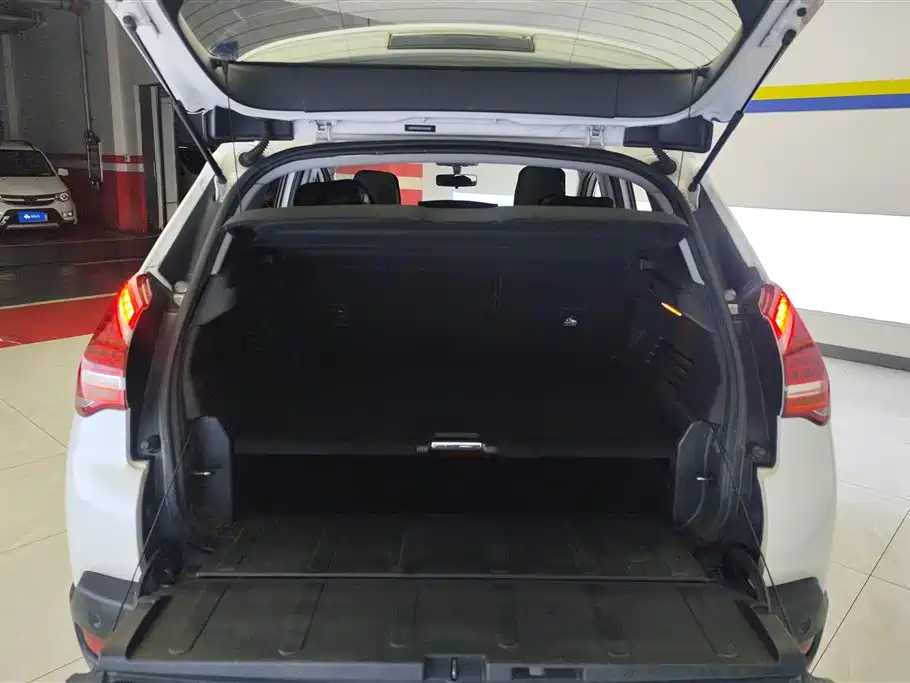 Peugeot 3008 2015 1.6THP AT