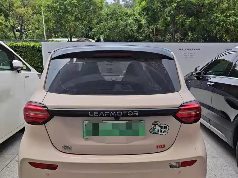Leapmotor Leapmotor T03 — миниатюра 2