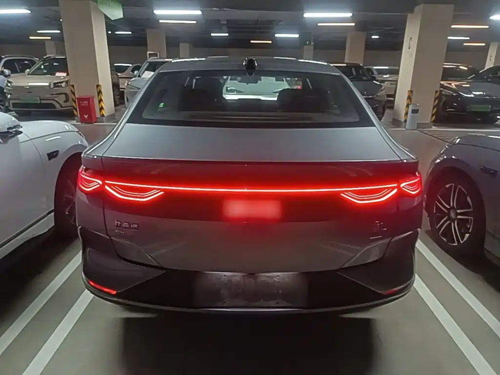 BYD Qin L — миниатюра 6