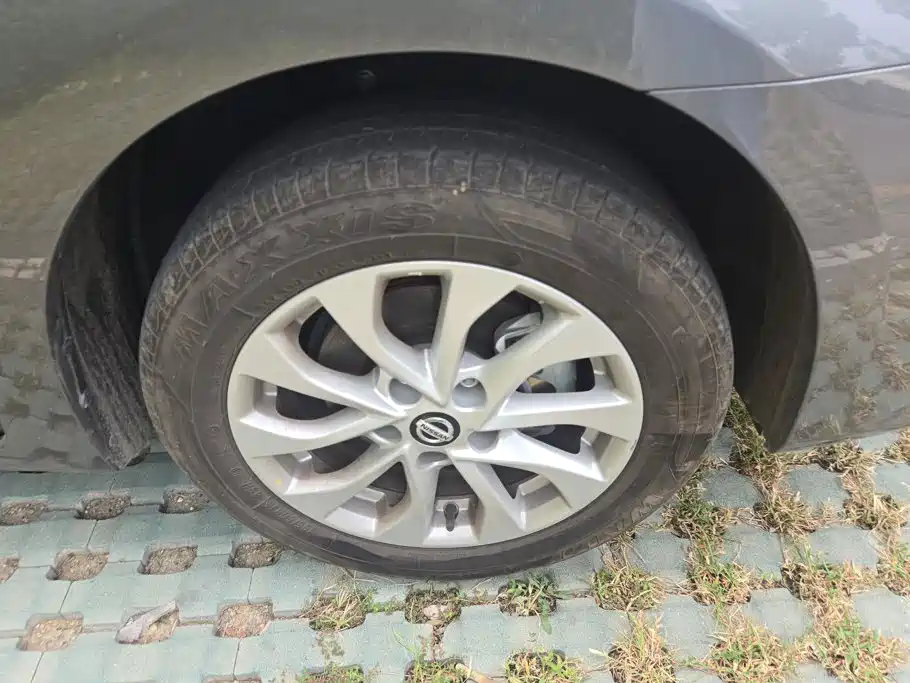 Nissan Sylphy — миниатюра 6