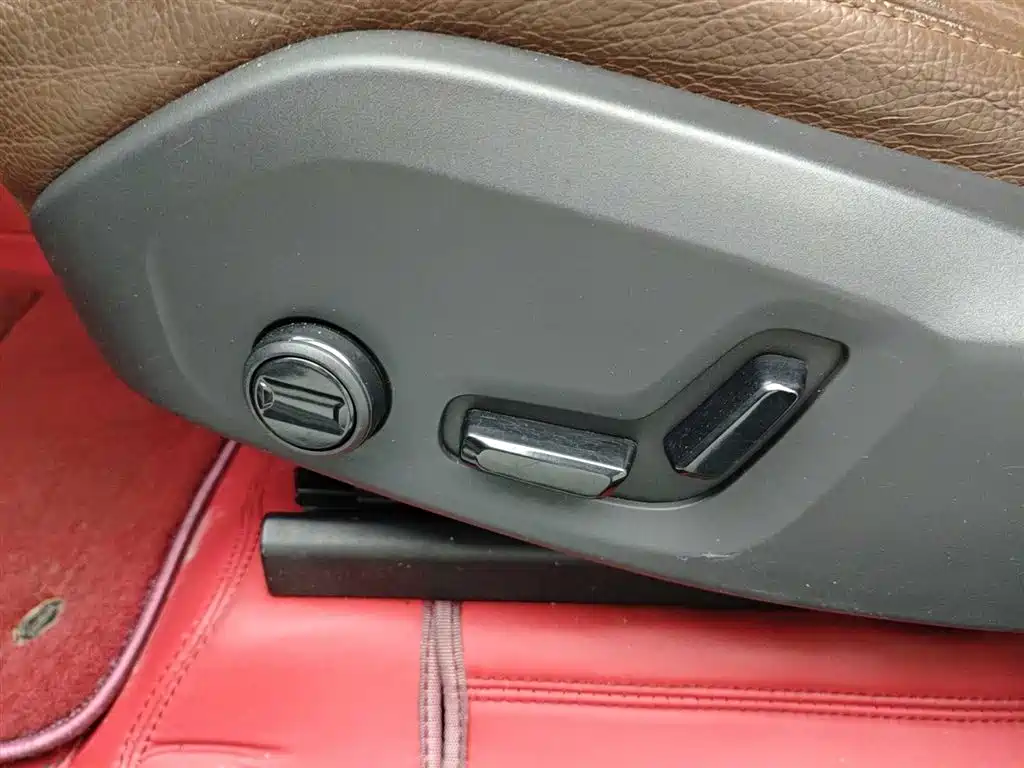 Volvo XC60 2019 T5 V