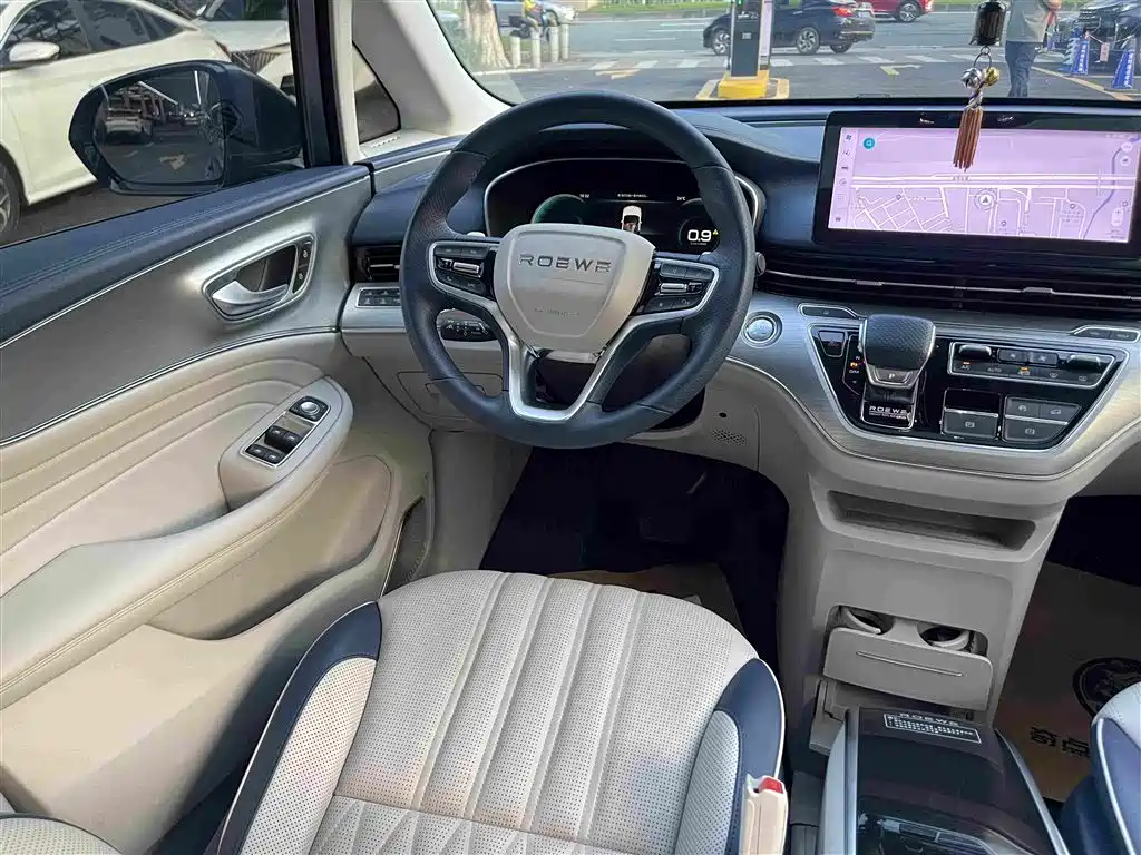 Roewe iMAX8 — миниатюра 33
