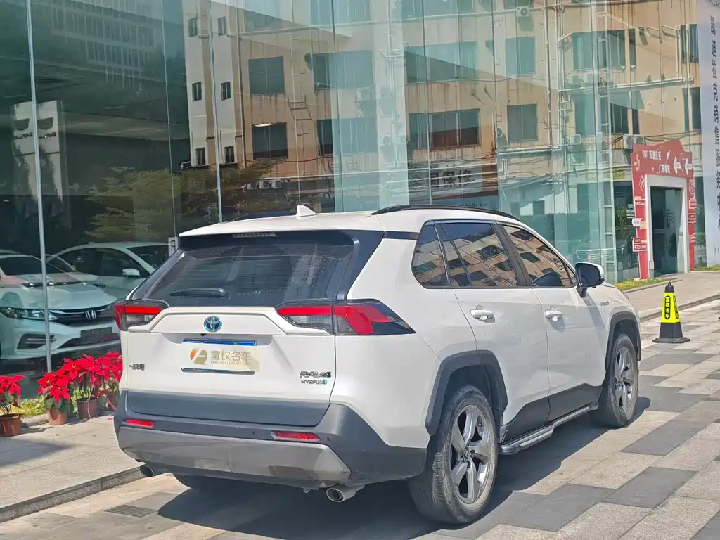 TOYOTA RAV4 RONGFANG