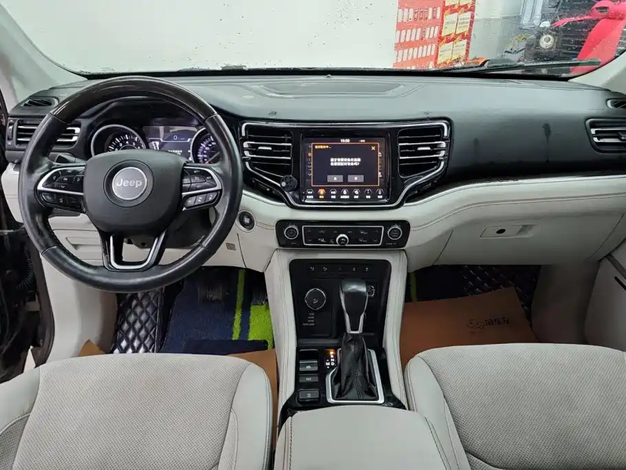 Jeep Grand Commander — миниатюра 12