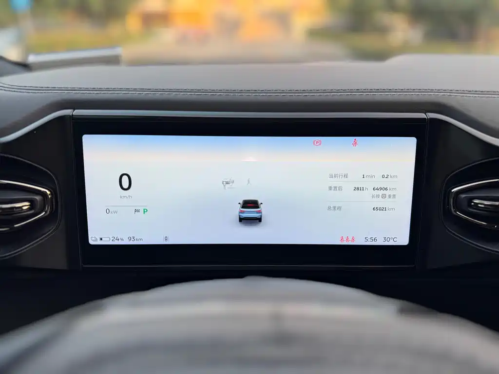 NIO ES6 — миниатюра 23