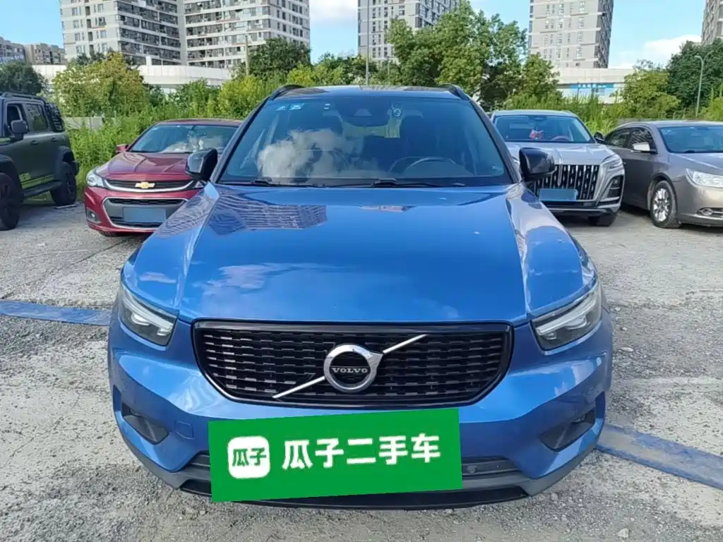 Volvo XC40 — миниатюра 3