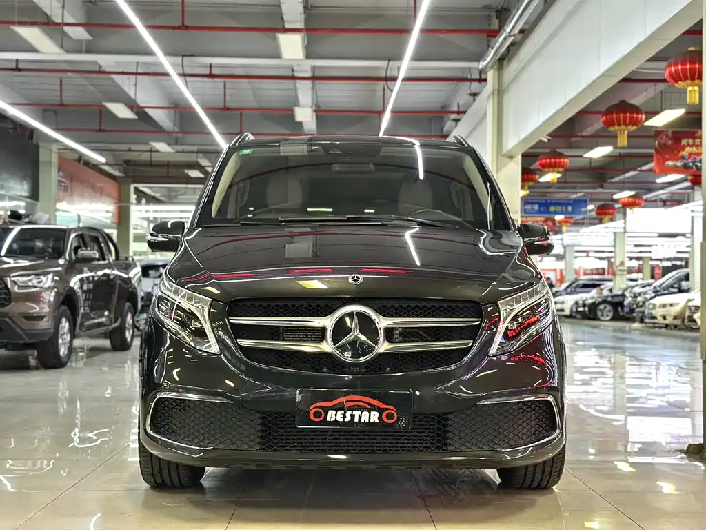 MERCEDES-BENZ V CLASS