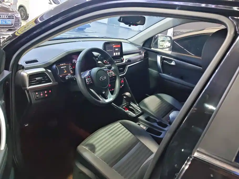 Kia Sportage — миниатюра 9