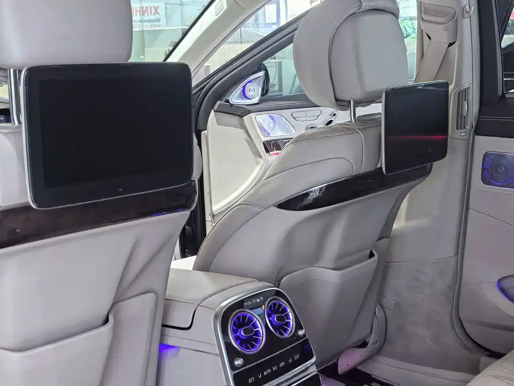 Mercedes-Benz S-Class — миниатюра 11