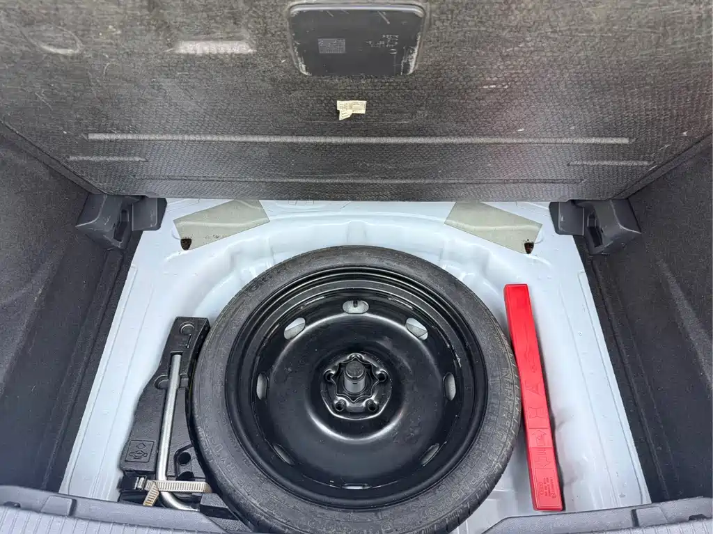 Volkswagen T-Roc — миниатюра 15