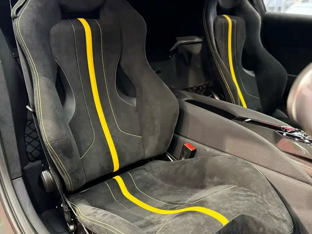Ferrari 812 2022 6.5L AT