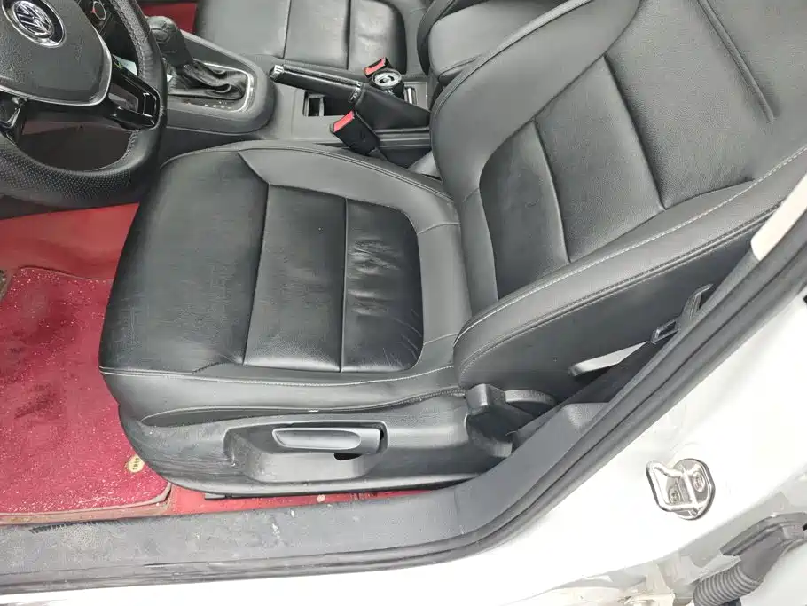 Volkswagen Sagitar — миниатюра 9