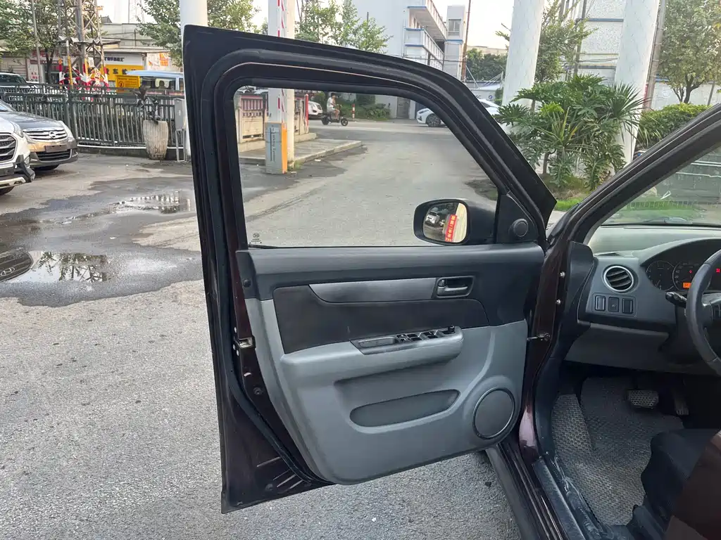 Suzuki Swift — миниатюра 10