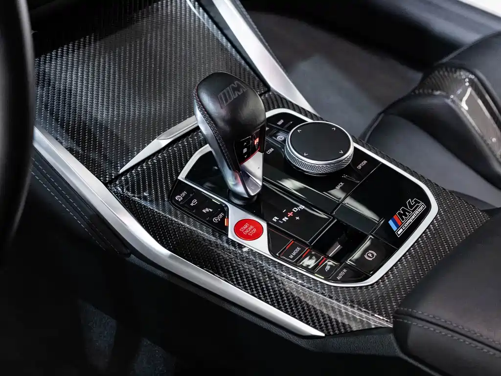 BMW M4 — миниатюра 11