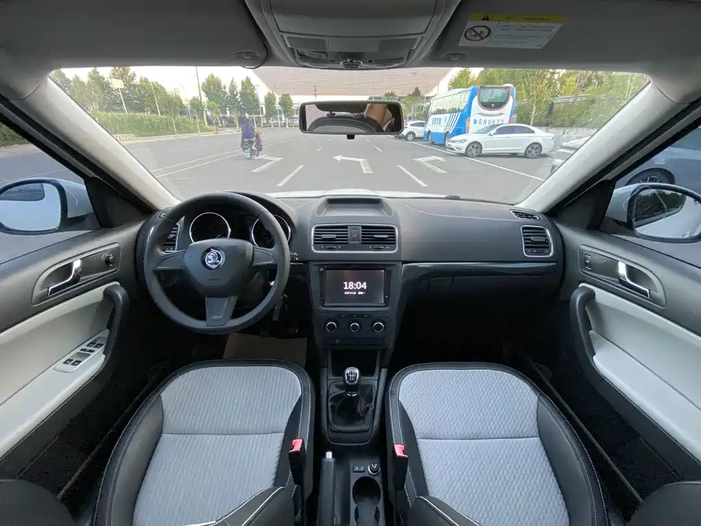 Skoda Yeti — миниатюра 8