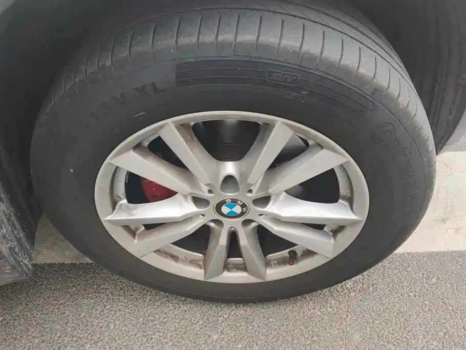 BMW X5 (Import) — миниатюра 6
