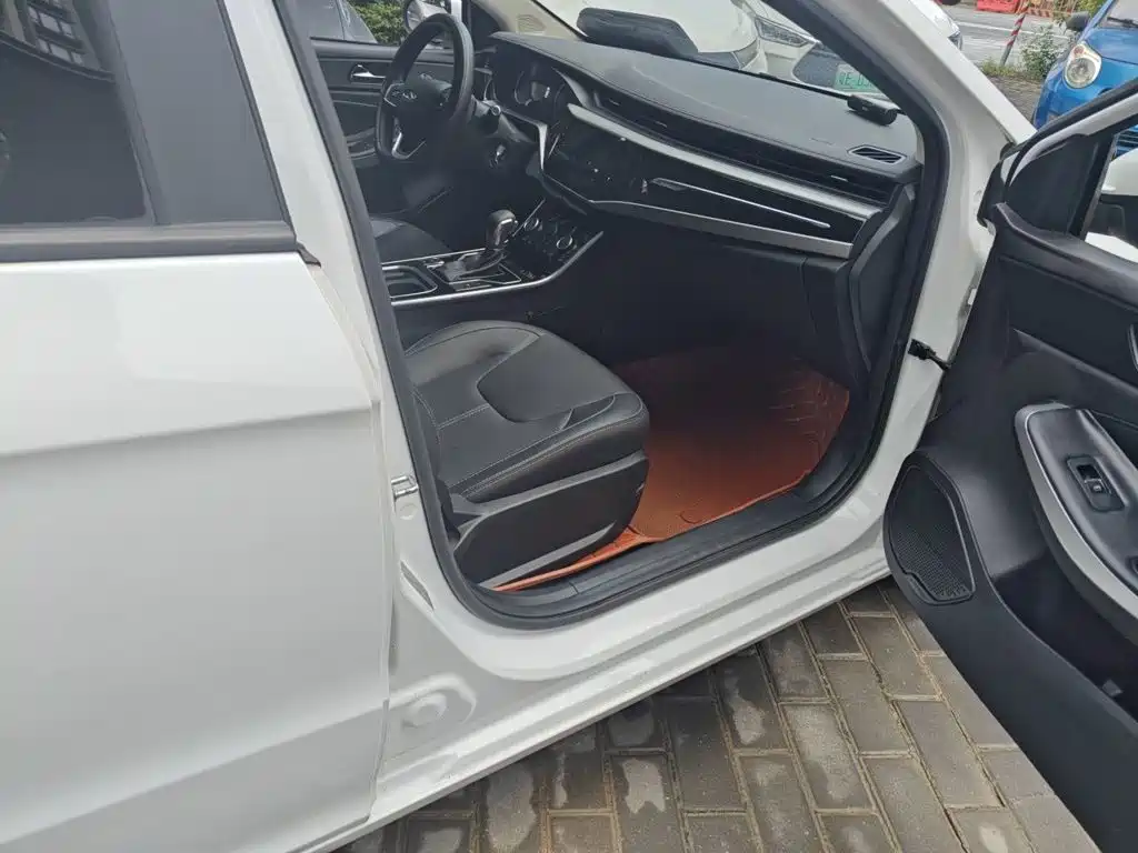 Chery Arrizo 5 — миниатюра 19