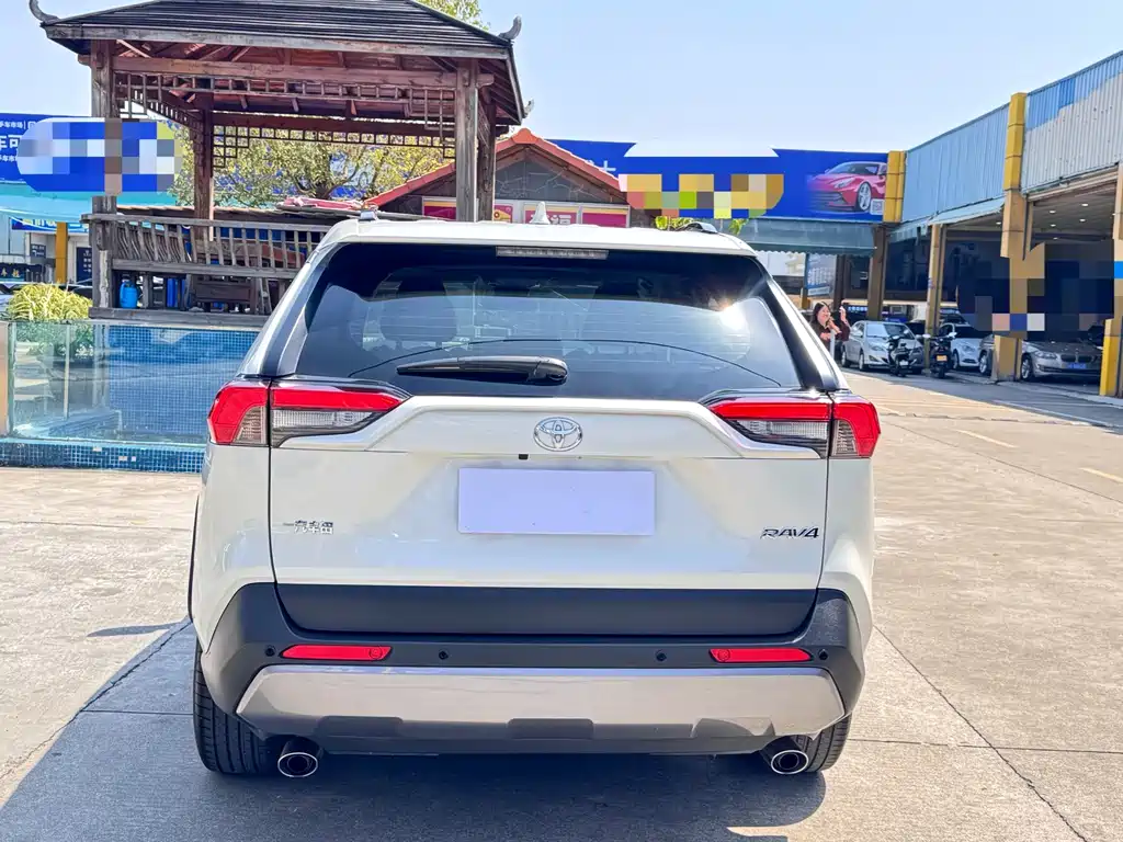 TOYOTA RAV4 RONGFANG