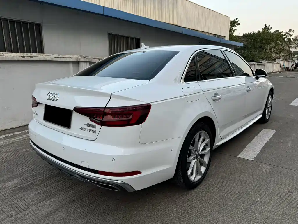 Audi A4L — миниатюра 8