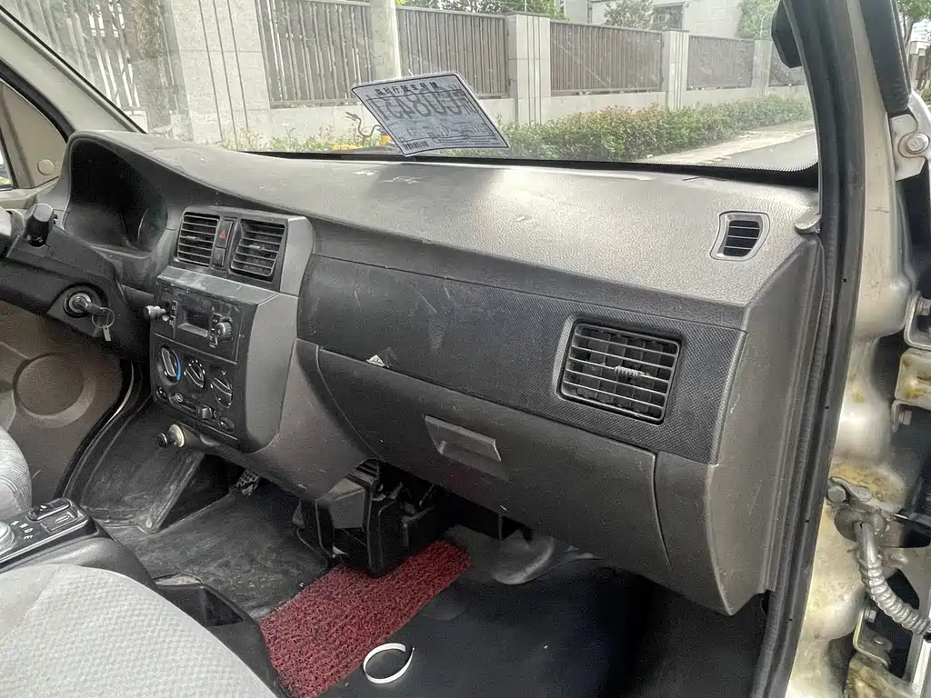 Wuling Wuling EV50 — миниатюра 9