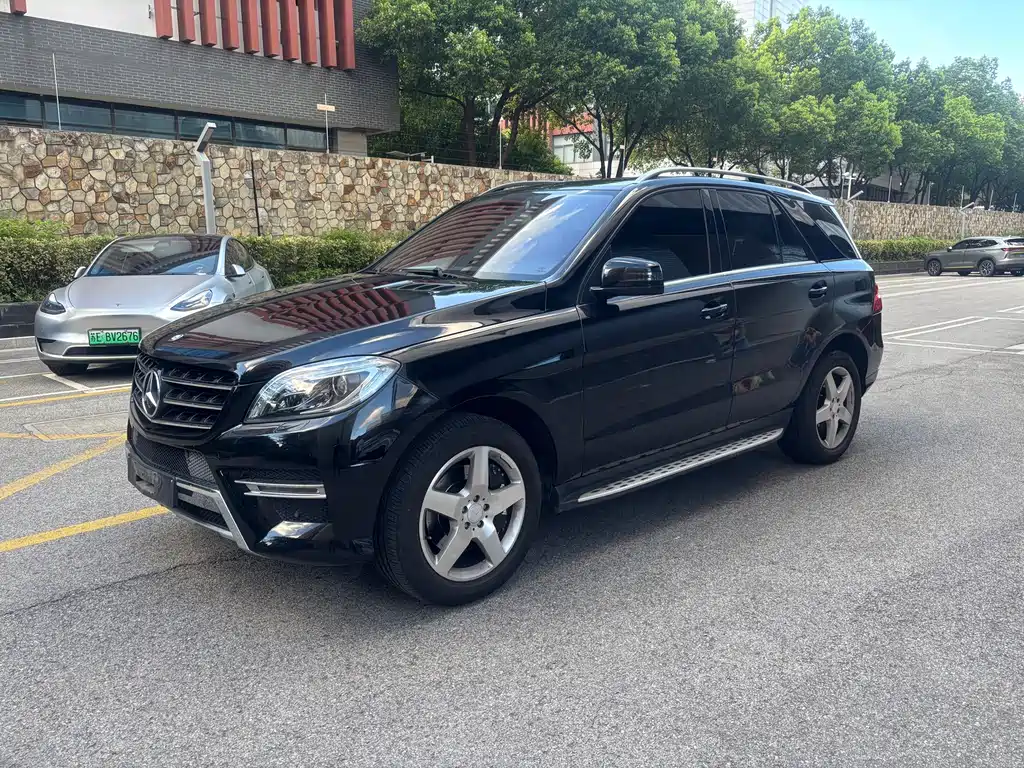 Mercedes-Benz M-Class