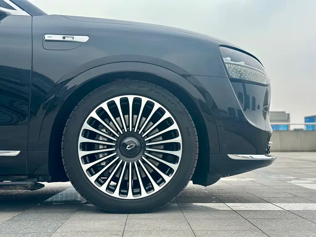 AITO ASK THE WORLD M9