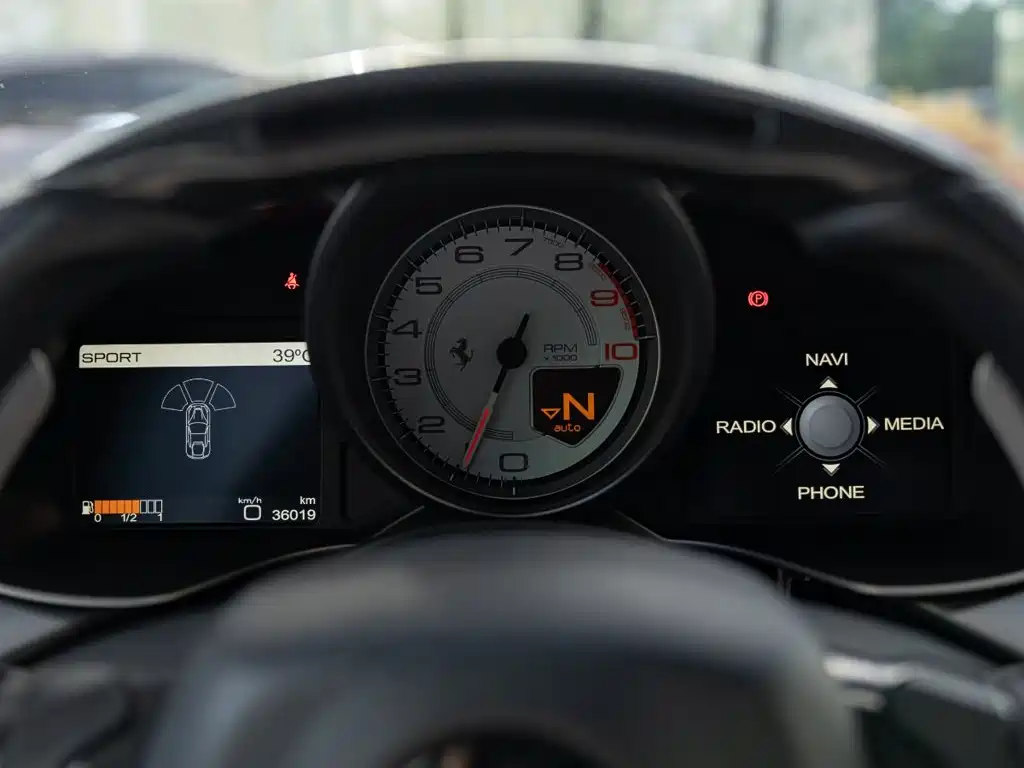 Ferrari F12berlinetta — миниатюра 12