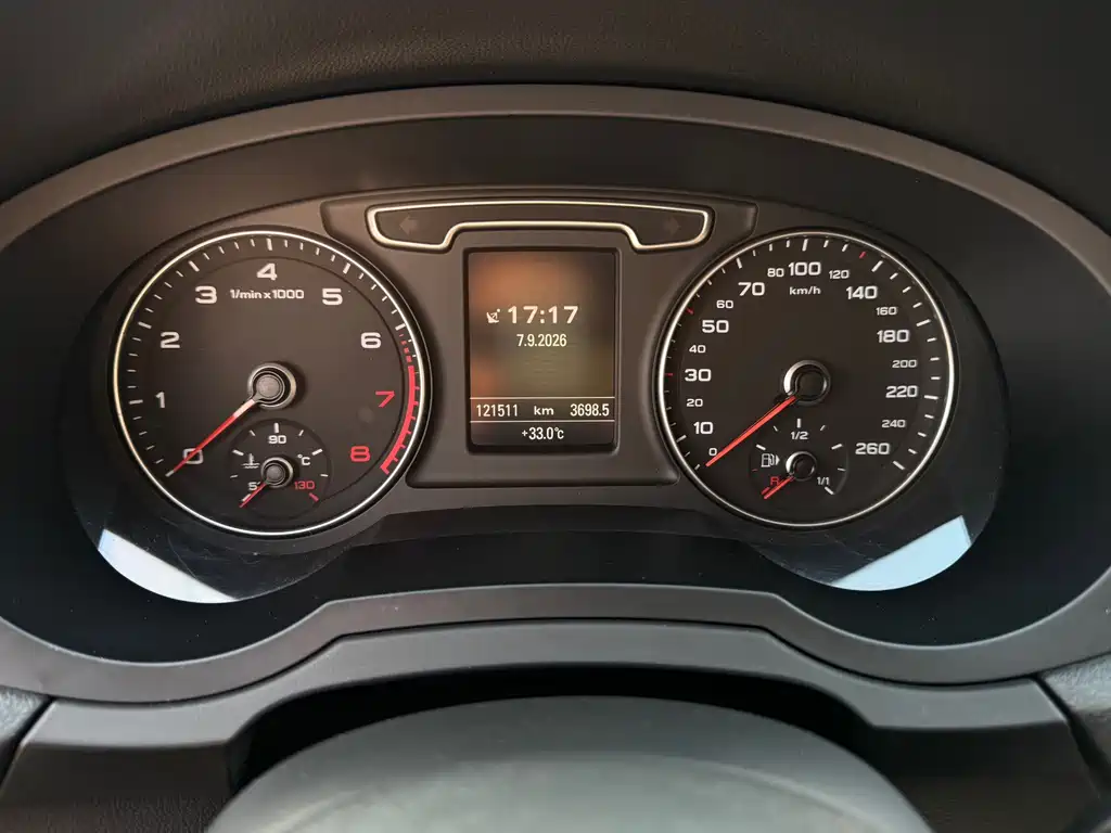 Audi Q3 — миниатюра 8