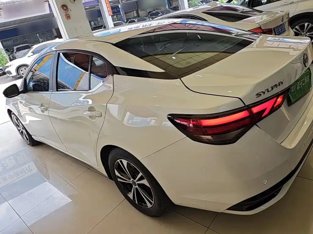 Nissan Sylphy 2023 — фото 4