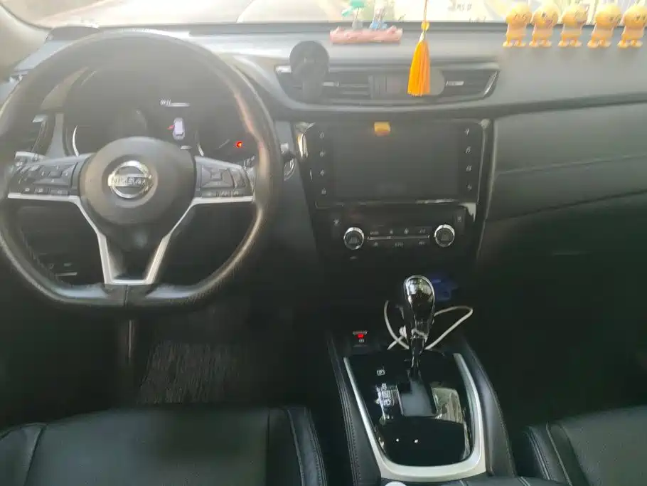 Nissan X-Trail — миниатюра 12