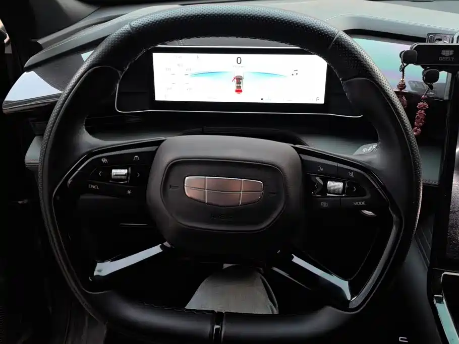 Geely Boyue — миниатюра 15