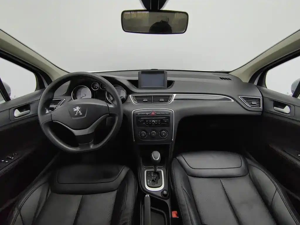 Peugeot 308 — миниатюра 5