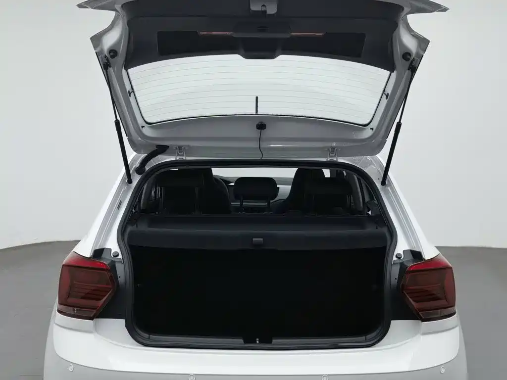 Volkswagen Polo — миниатюра 16