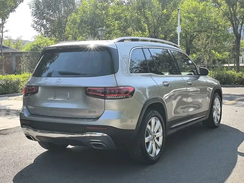 Mercedes-Benz GLB — миниатюра 6
