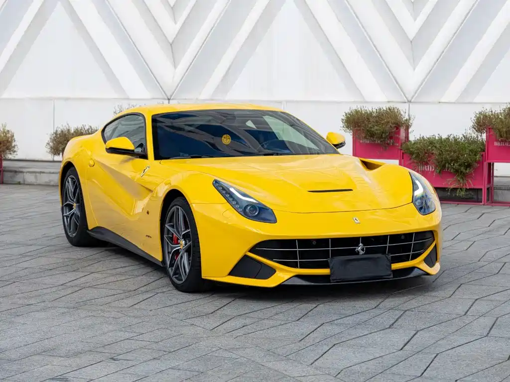 Ferrari F12berlinetta — миниатюра 3