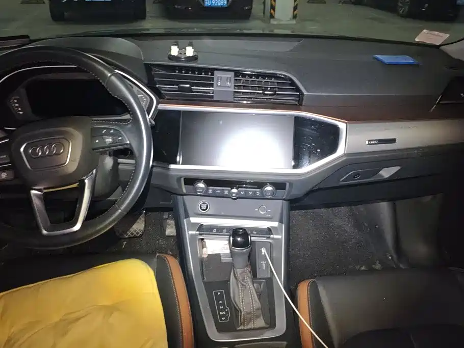 Audi Q3 — миниатюра 12