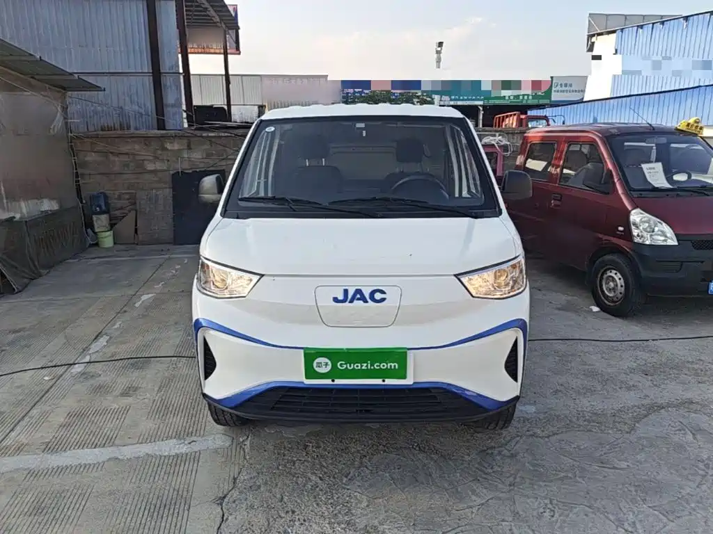 JAC Bluecat — миниатюра 3