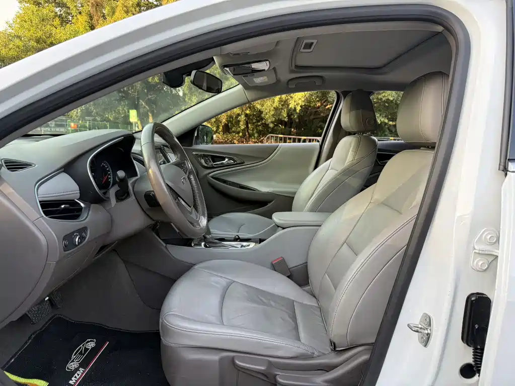 CHEVROLET MAI RUIBAO XL