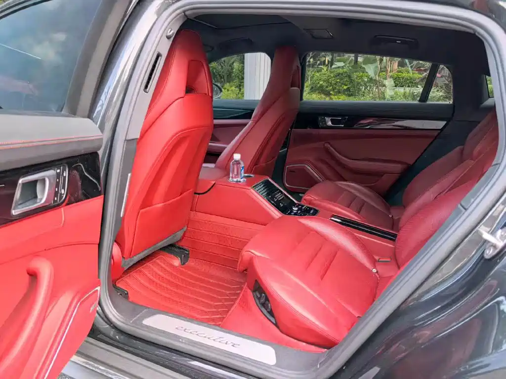 Porsche Panamera — миниатюра 5