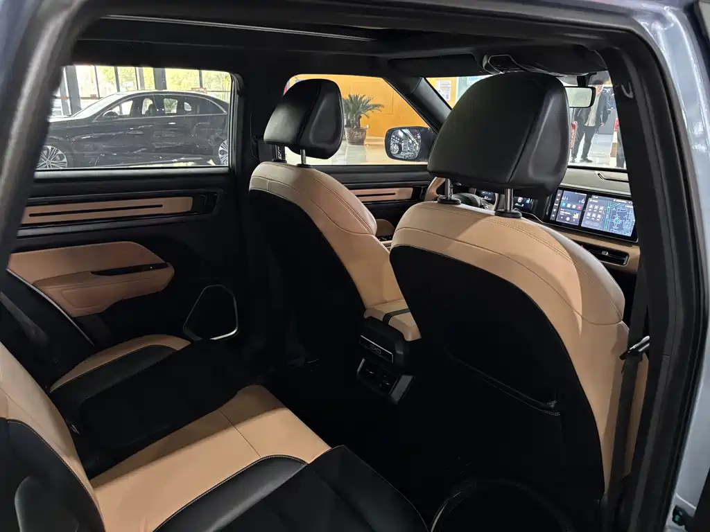 GEELY AUTOMOBILE GEELY ICON