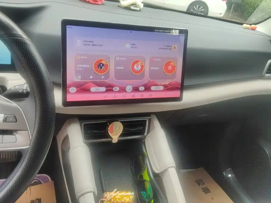 BYD Yuan UP — миниатюра 13