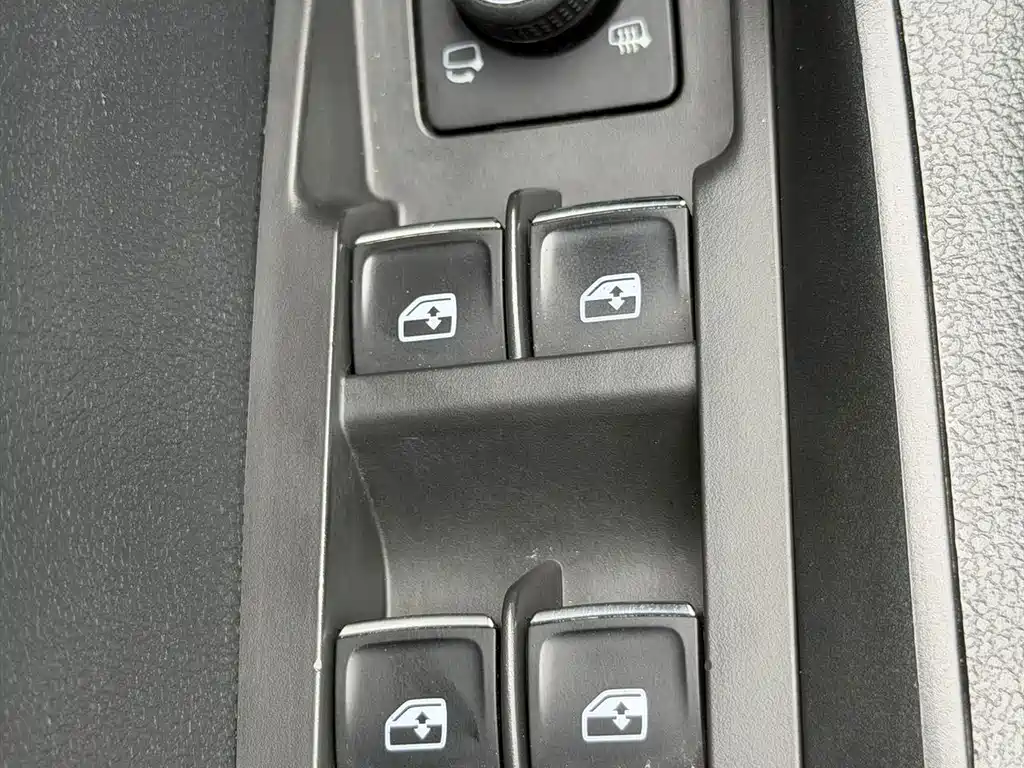 Skoda Karoq TSI280 Premium Edition, фото 12