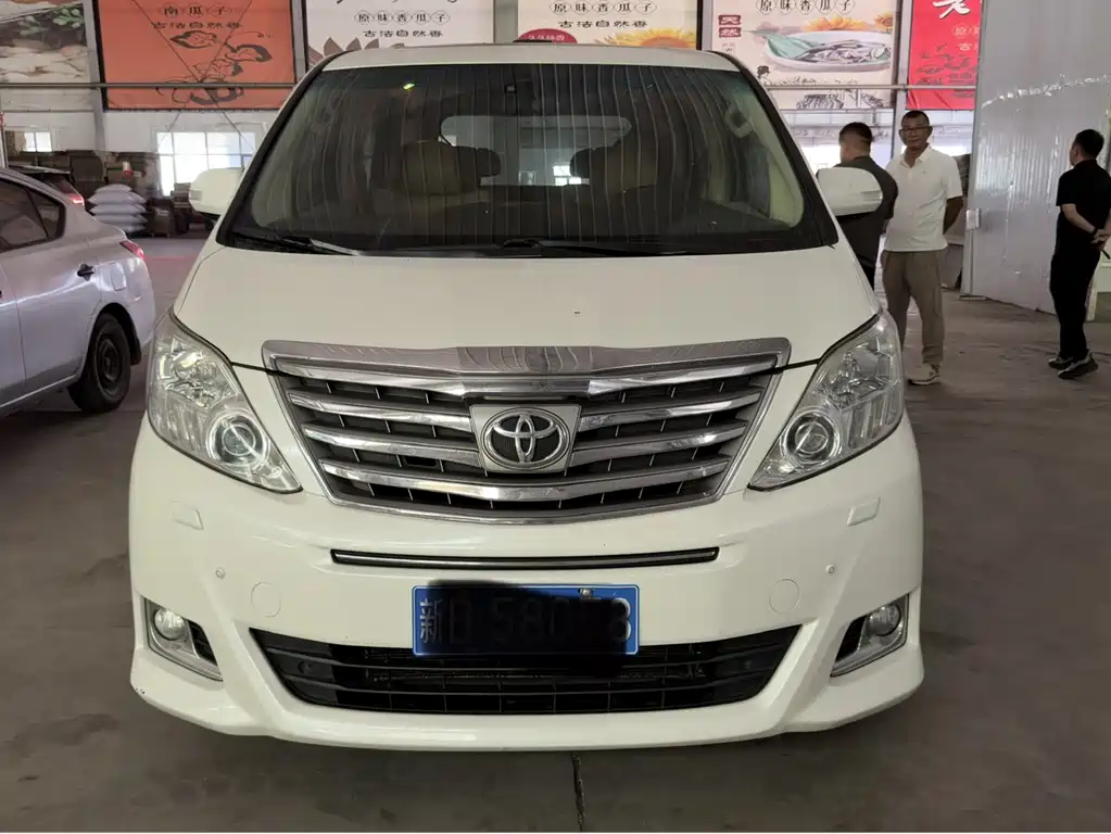 Toyota Alphard 2013 2.4L