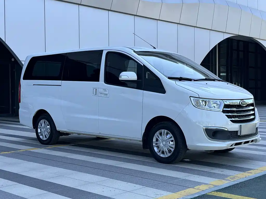 JAC Refine Refine M3 — миниатюра 3