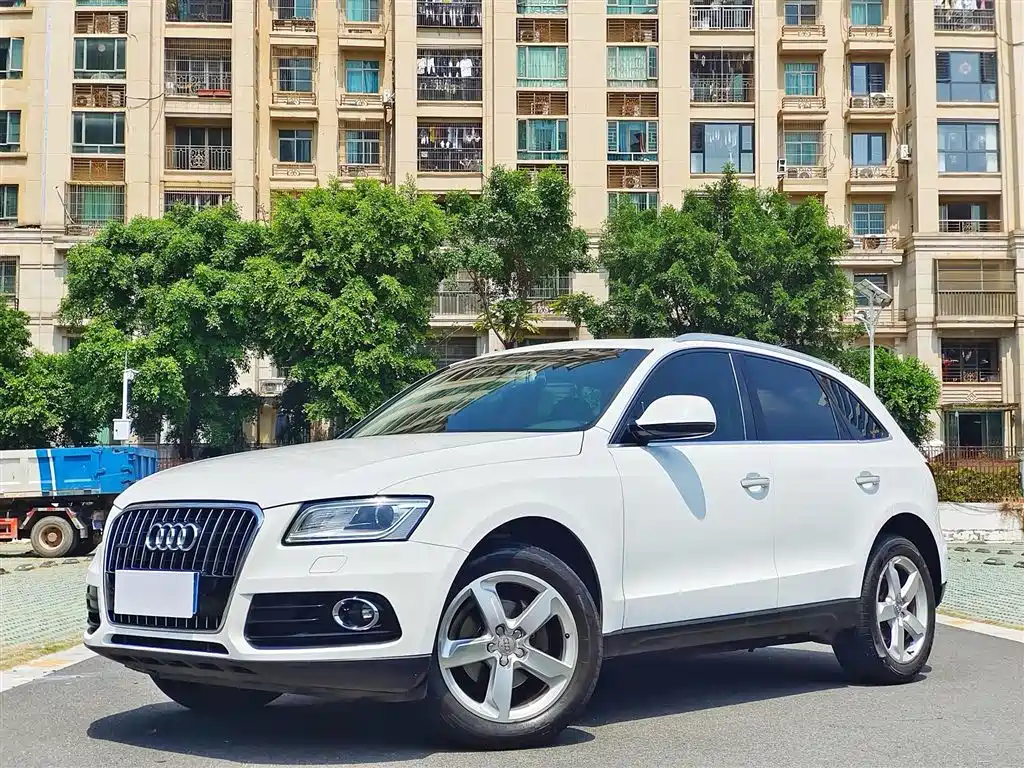 Купить Audi Q5