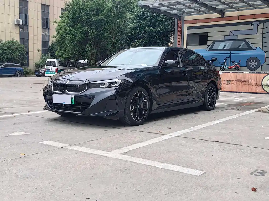 BMW i3 2024