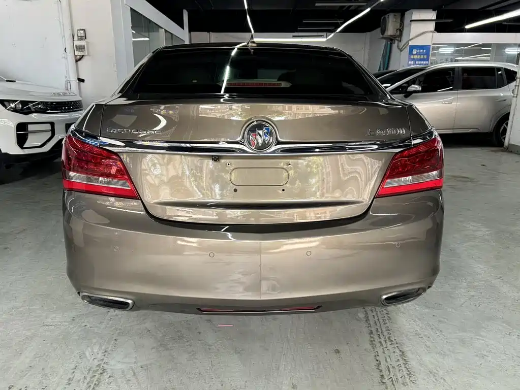 Buick LaCrosse — миниатюра 7